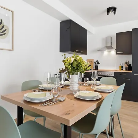 Apartmán Zentrum, Naehe Dom Und Messe, 98 Qm, 3 Zi, Kostenloser Parkplatz *